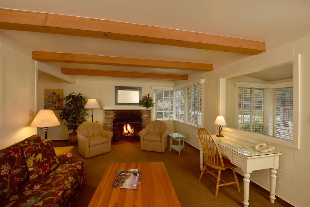 Horizon Inn & Ocean View Lodge Carmel-by-the-Sea Стая снимка