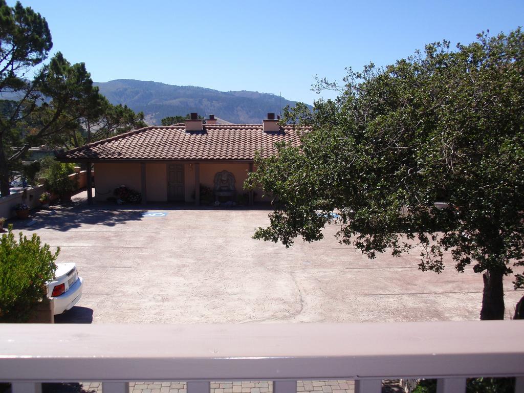 Horizon Inn & Ocean View Lodge Carmel-by-the-Sea Стая снимка